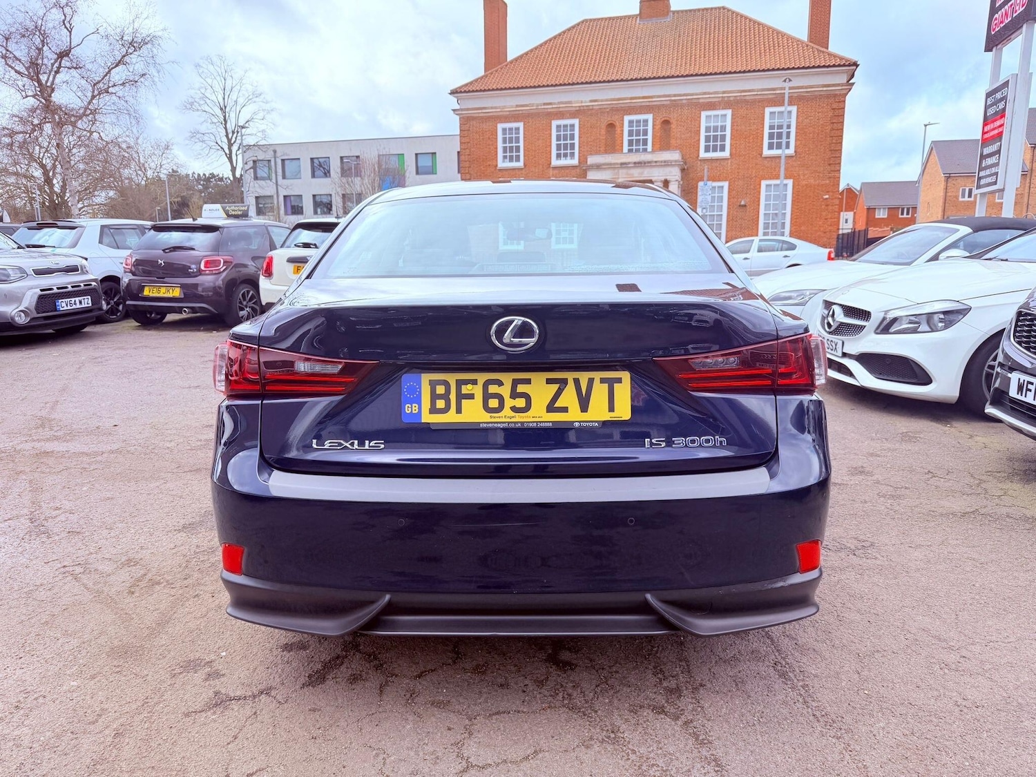 Used Lexus IS 2015 for sale - 77710104: Photo 6