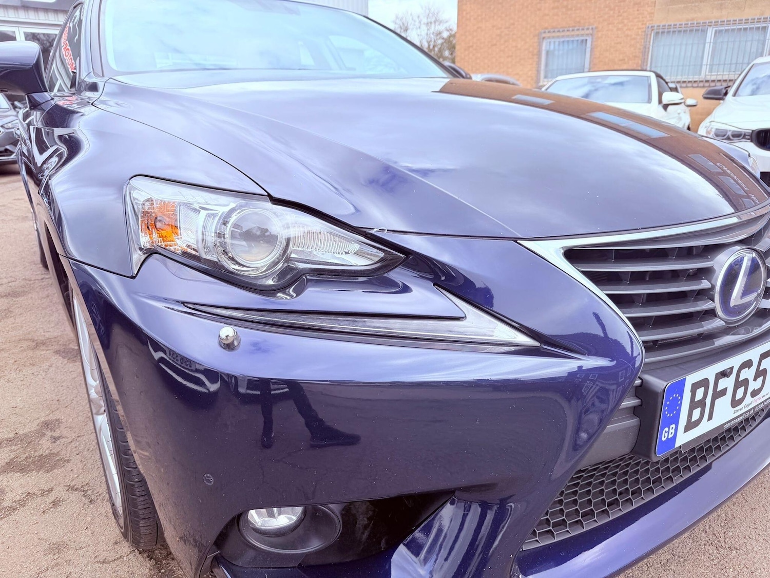 Used Lexus IS 2015 for sale - 77710104: Photo 9