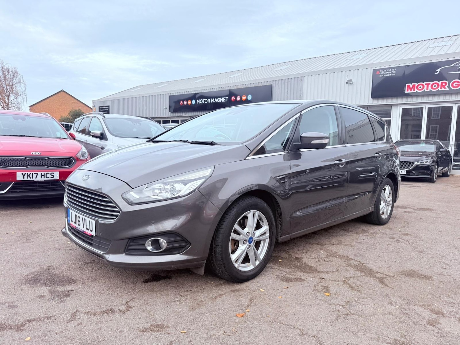 Used Ford S-Max 2016 for sale - 76527998: Photo 1
