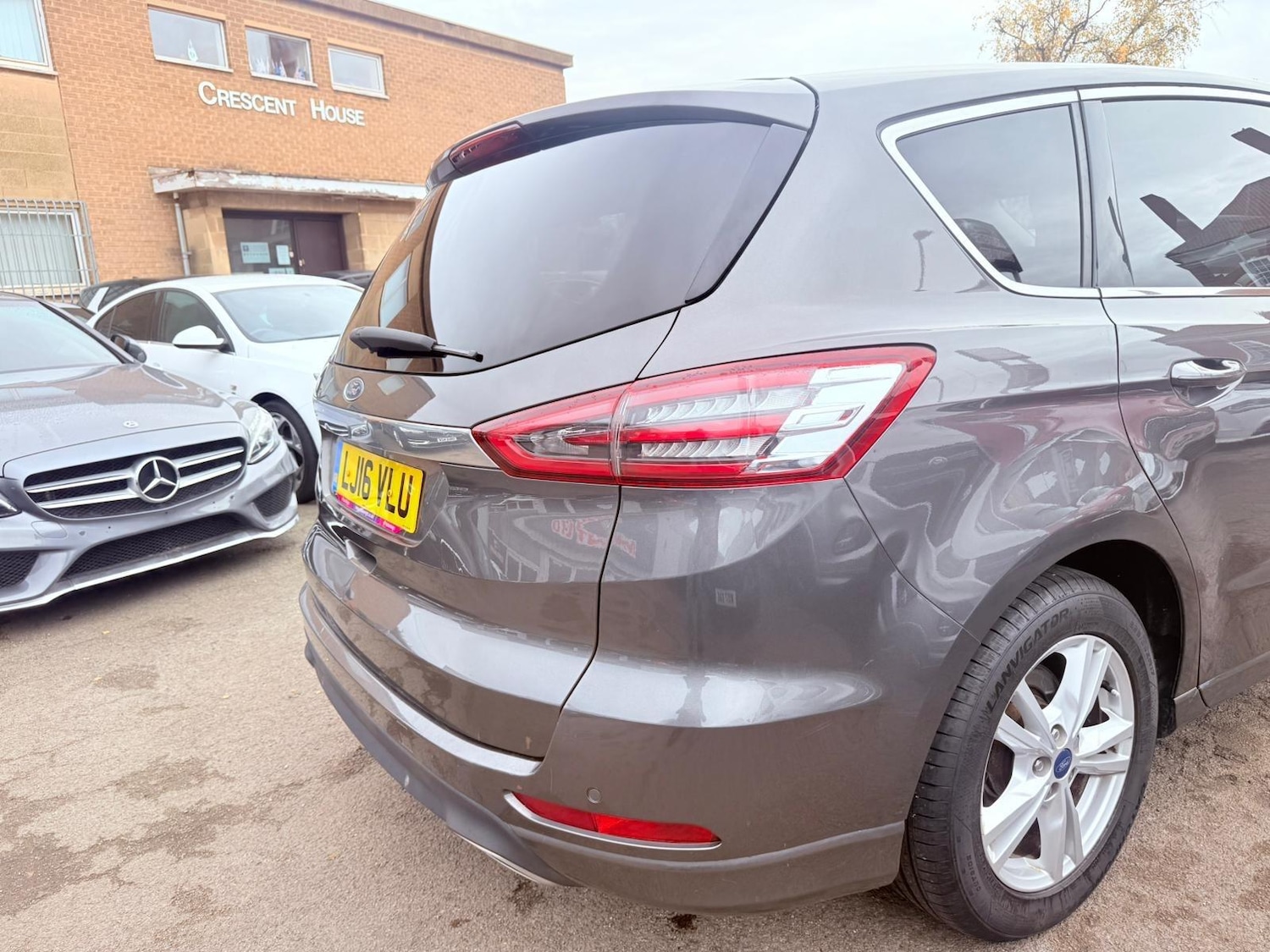 Used Ford S-Max 2016 for sale - 76527998: Photo 14