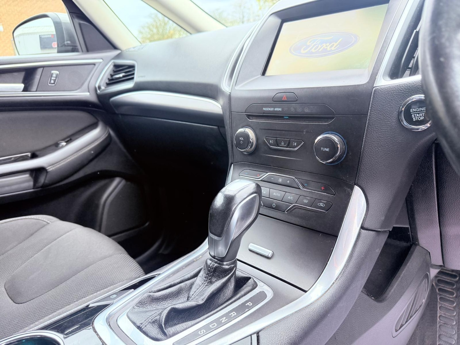 Used Ford S-Max 2016 for sale - 76527998: Photo 37