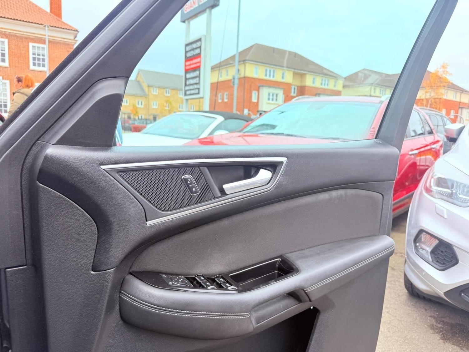 Used Ford S-Max 2016 for sale - 76527998: Photo 41