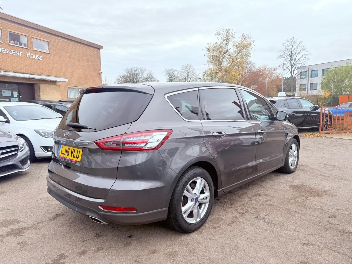 Used Ford S-Max 2016 for sale - 76527998: Photo 5