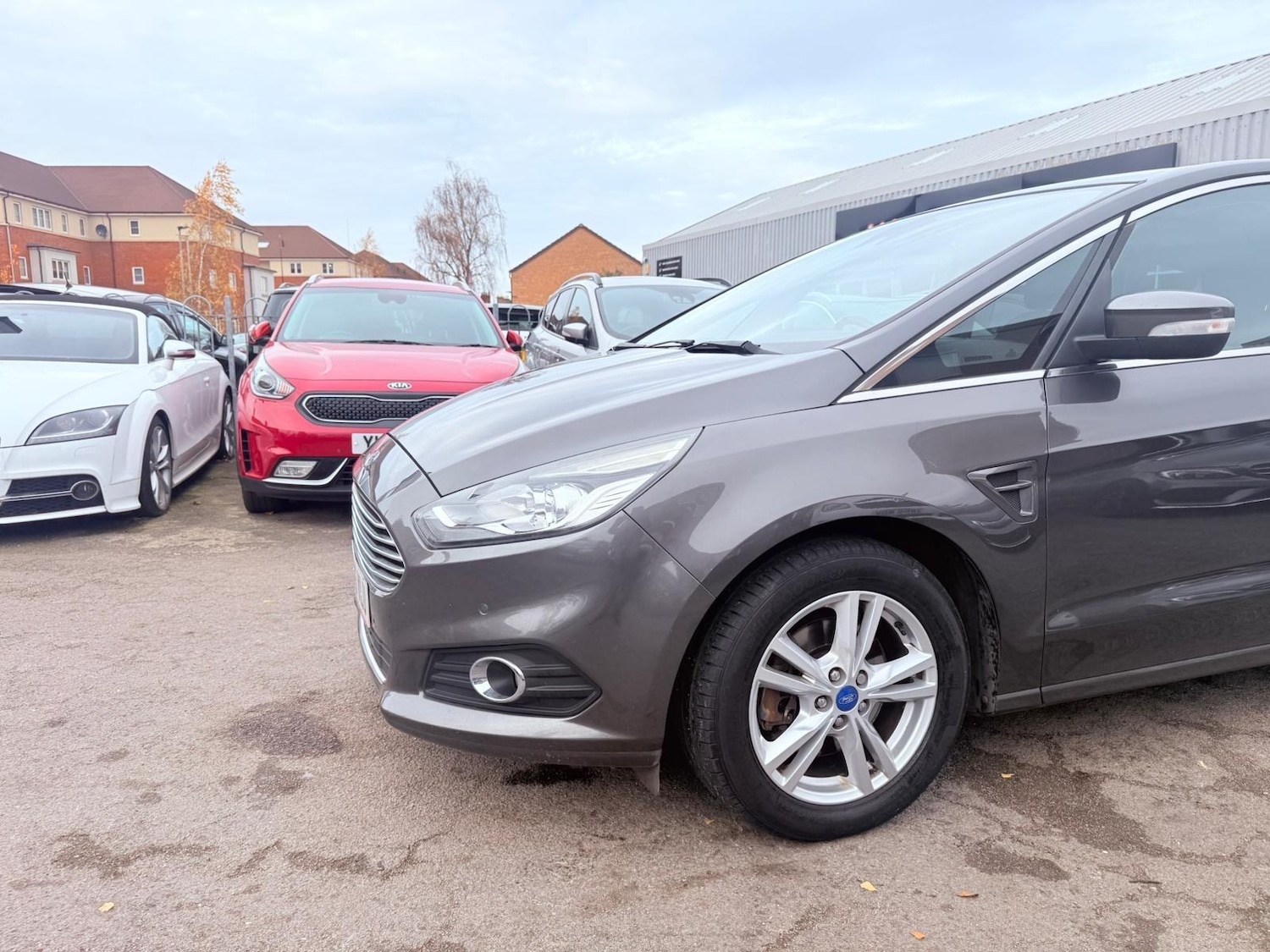 Used Ford S-Max 2016 for sale - 76527998: Photo 8