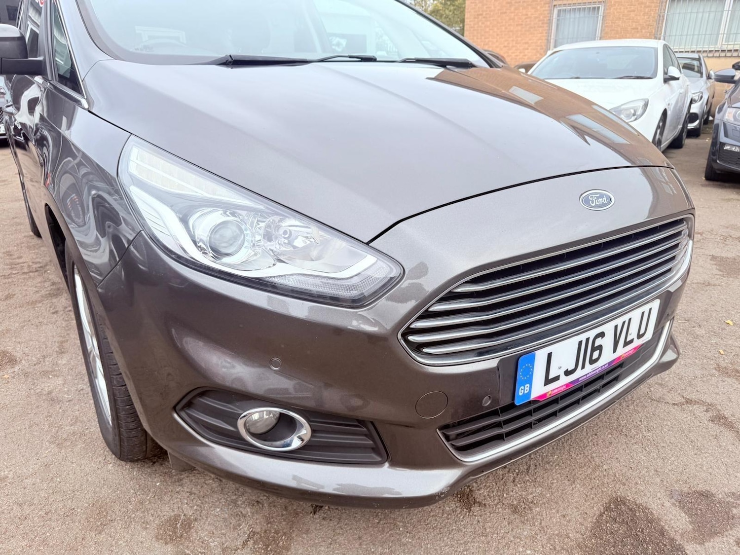 Used Ford S-Max 2016 for sale - 76527998: Photo 9