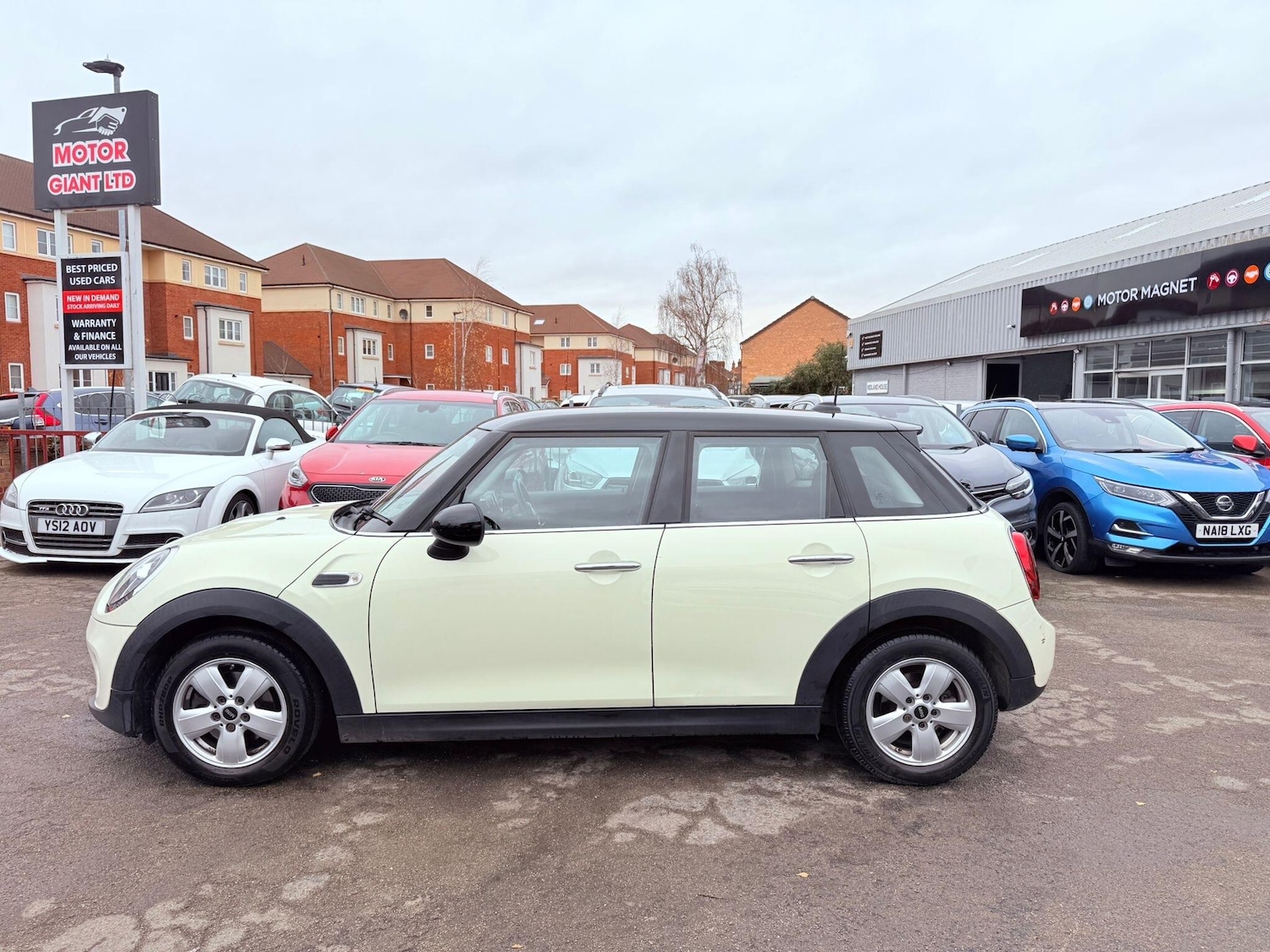 Used MINI Hatch for sale - 76727801: Photo 17
