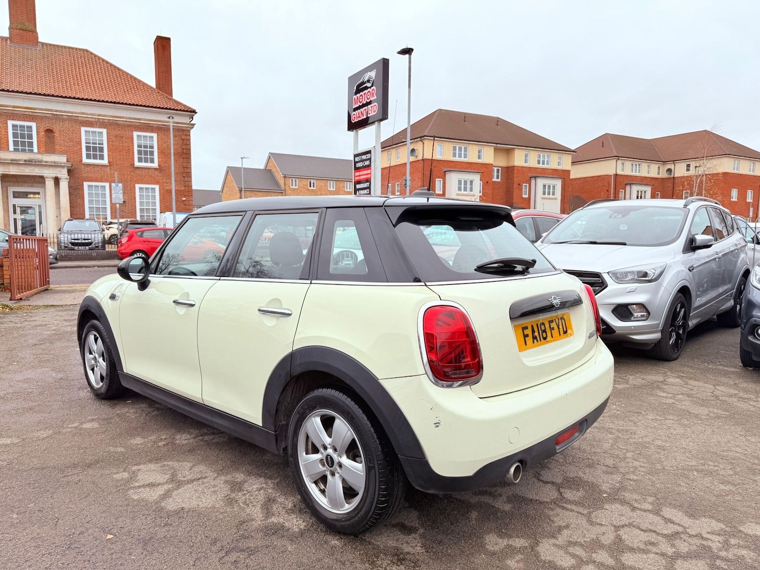 Used MINI Hatch for sale - 76727801: Photo 5