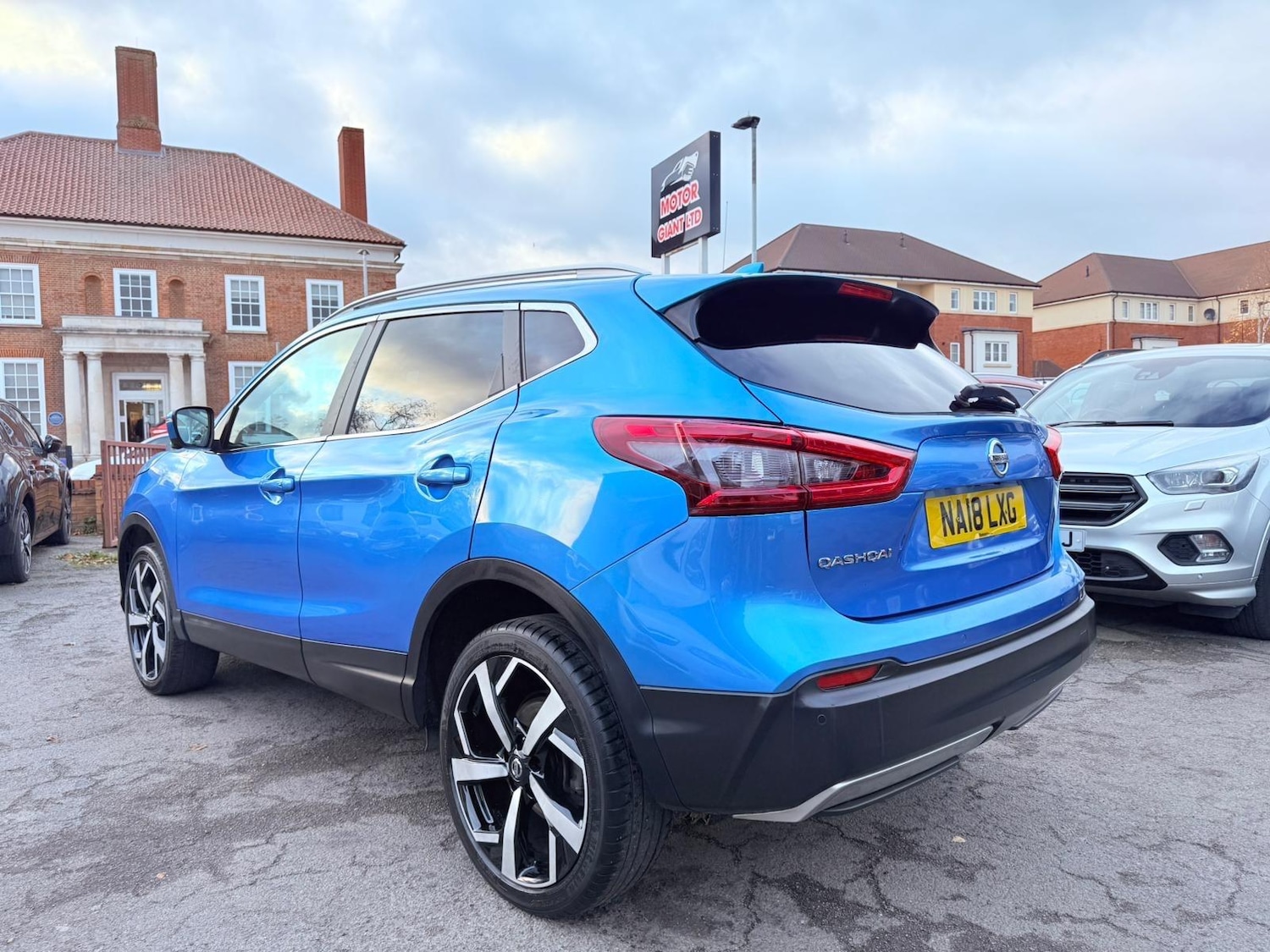 Used Nissan Qashqai 2018 for sale - 76632770: Photo 4