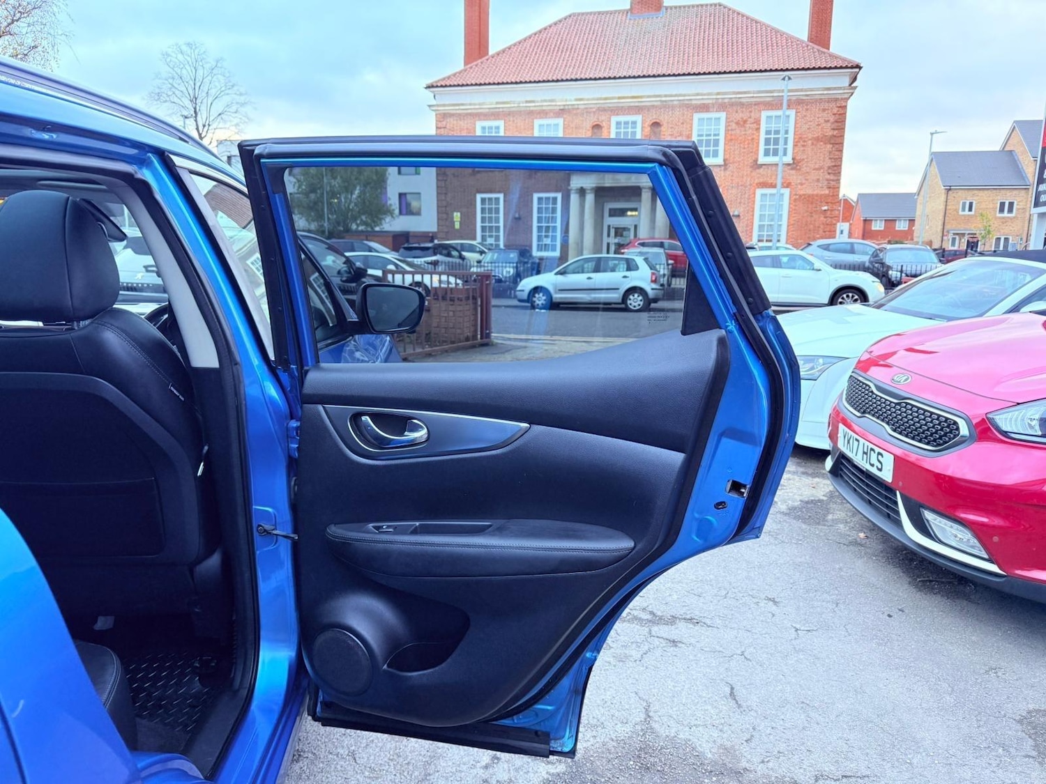 Used Nissan Qashqai 2018 for sale - 76632770: Photo 48