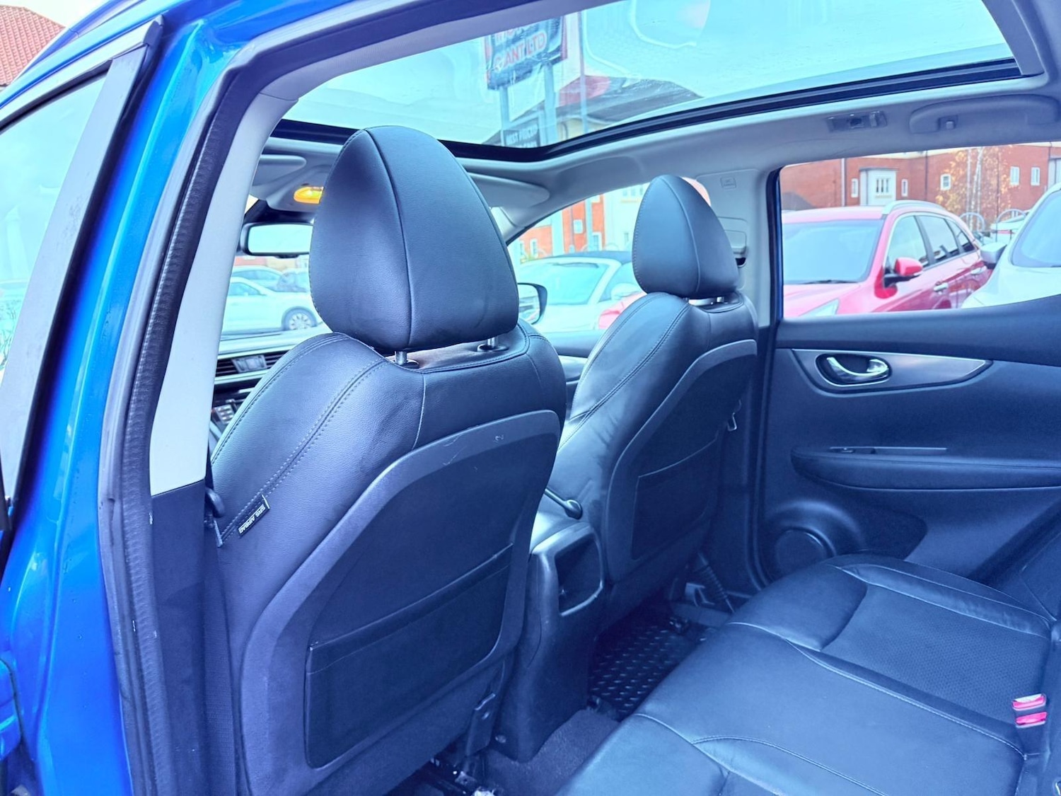 Used Nissan Qashqai 2018 for sale - 76632770: Photo 50