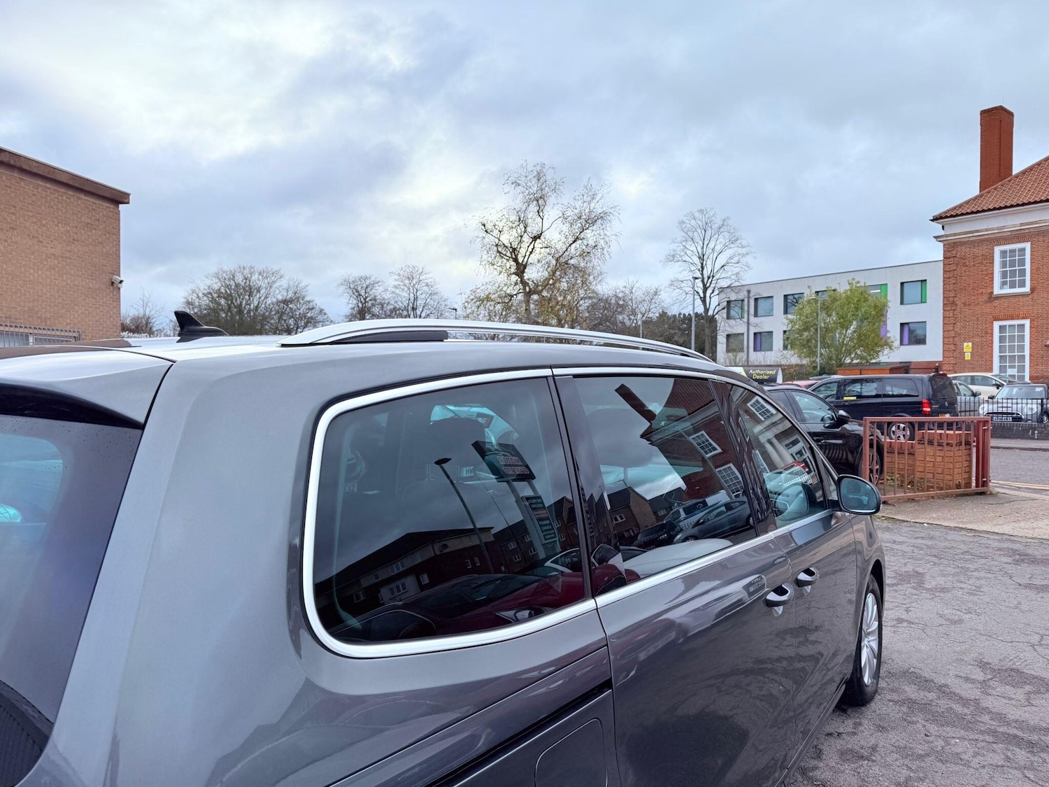 Used Volkswagen Sharan 2017 for sale - 76632708: Photo 17