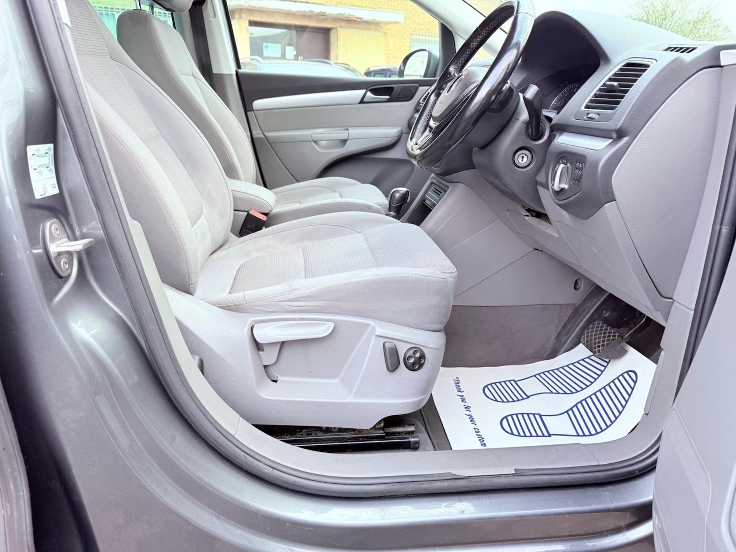 Used Volkswagen Sharan 2017 for sale - 76632708: Photo 23