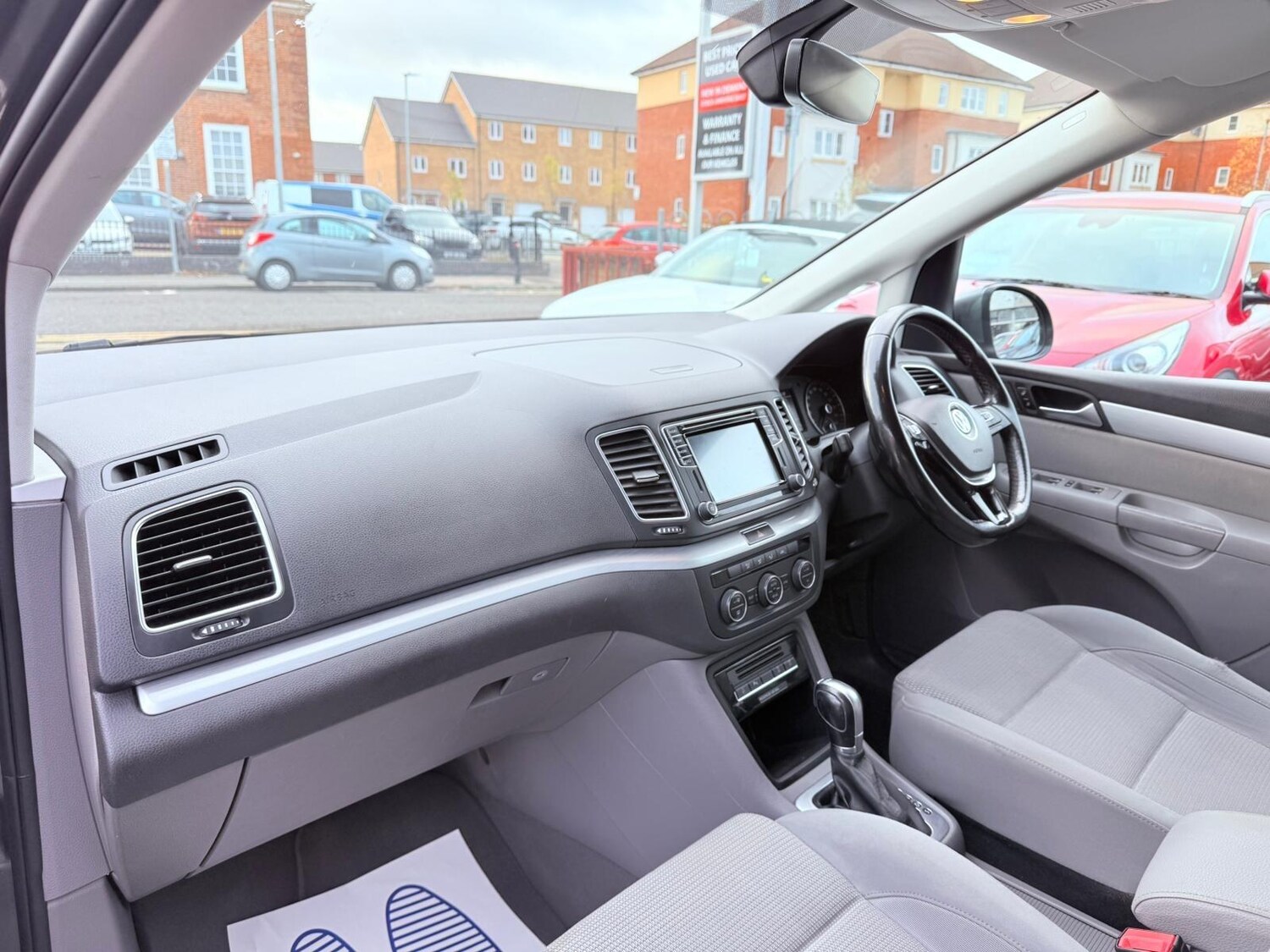 Used Volkswagen Sharan 2017 for sale - 76632708: Photo 25