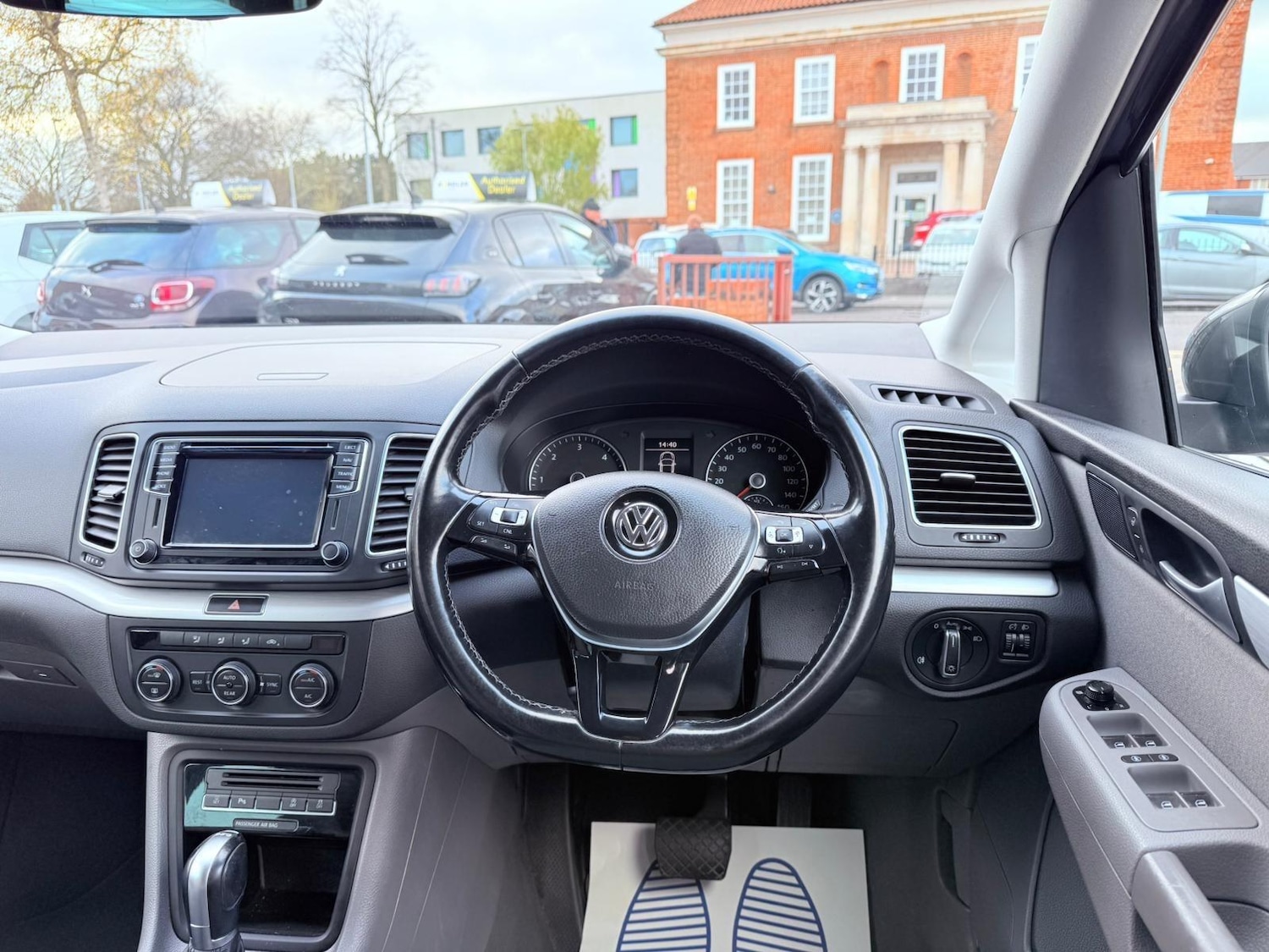 Used Volkswagen Sharan 2017 for sale - 76632708: Photo 26