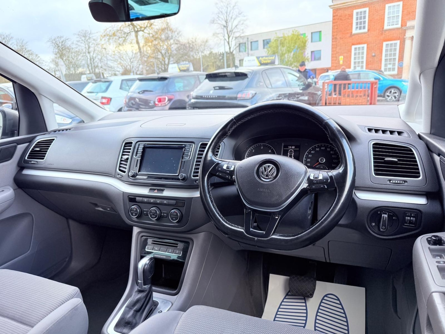 Used Volkswagen Sharan 2017 for sale - 76632708: Photo 30