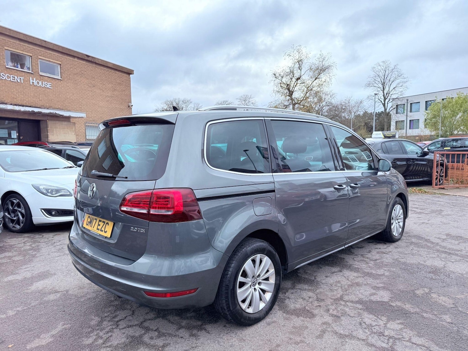 Used Volkswagen Sharan 2017 for sale - 76632708: Photo 4