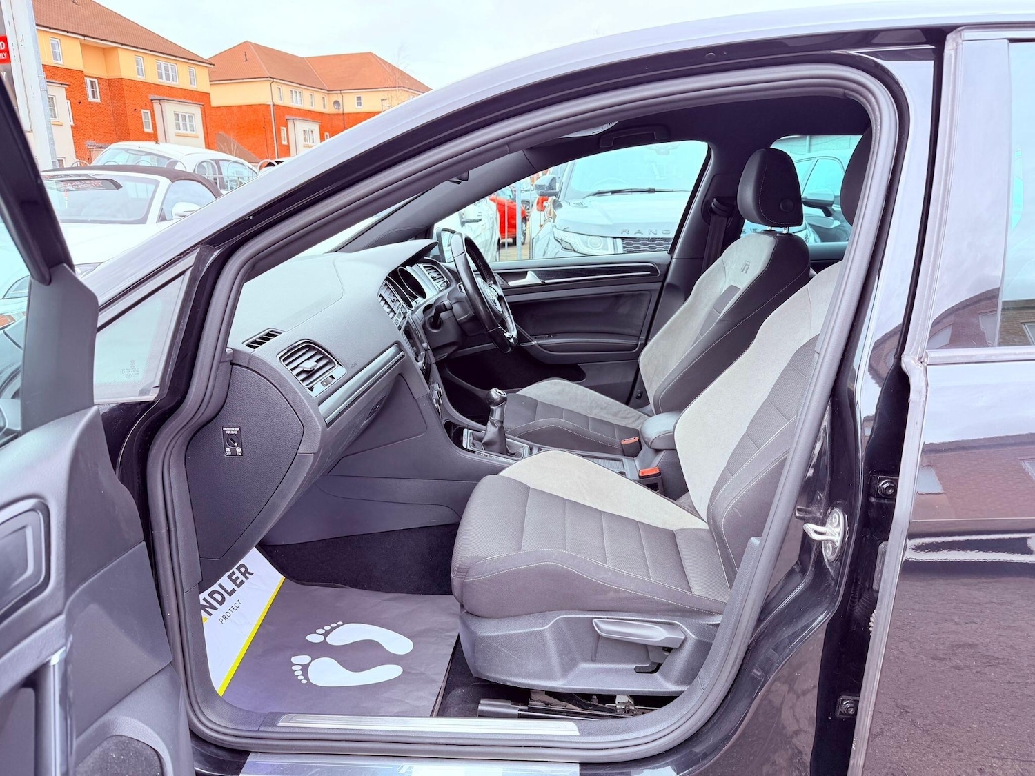 Used Volkswagen Golf 2015 for sale - 77633515: Photo 26