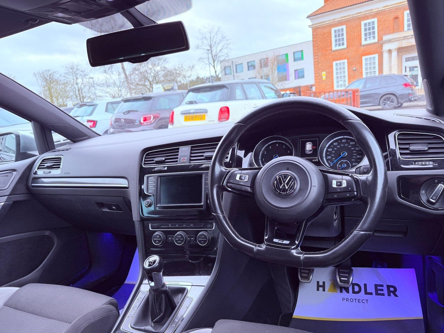 Used Volkswagen Golf 2015 for sale - 77633515: Photo 40