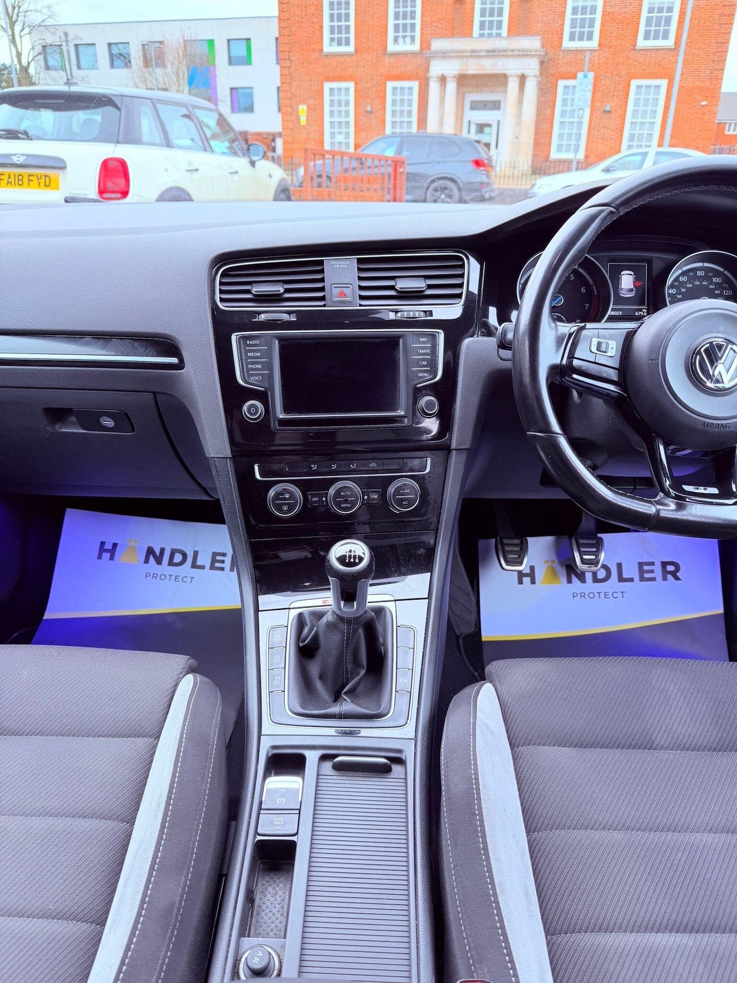 Used Volkswagen Golf 2015 for sale - 77633515: Photo 41