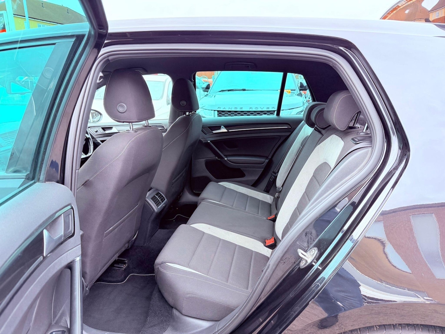 Used Volkswagen Golf 2015 for sale - 77633515: Photo 56