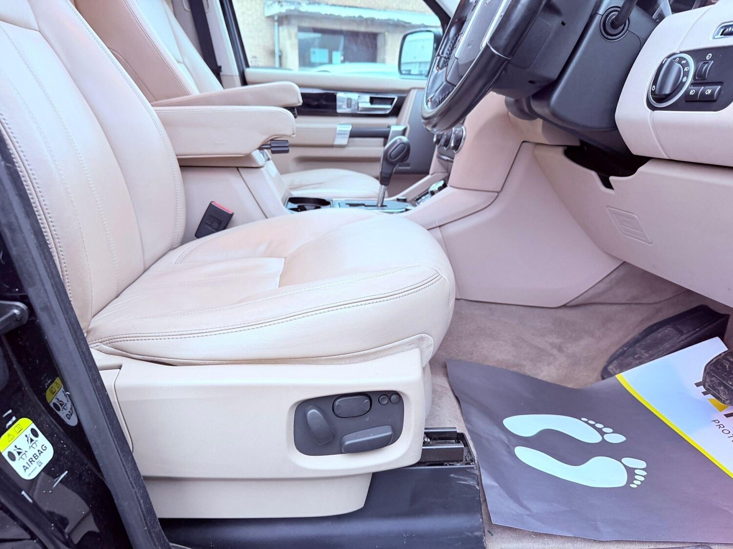 Used Land Rover Discovery 4 for sale - 77484179: Photo 30