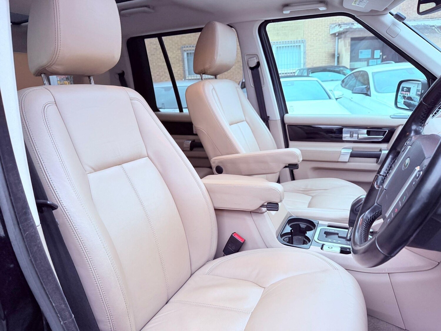 Used Land Rover Discovery 4 for sale - 77484179: Photo 33