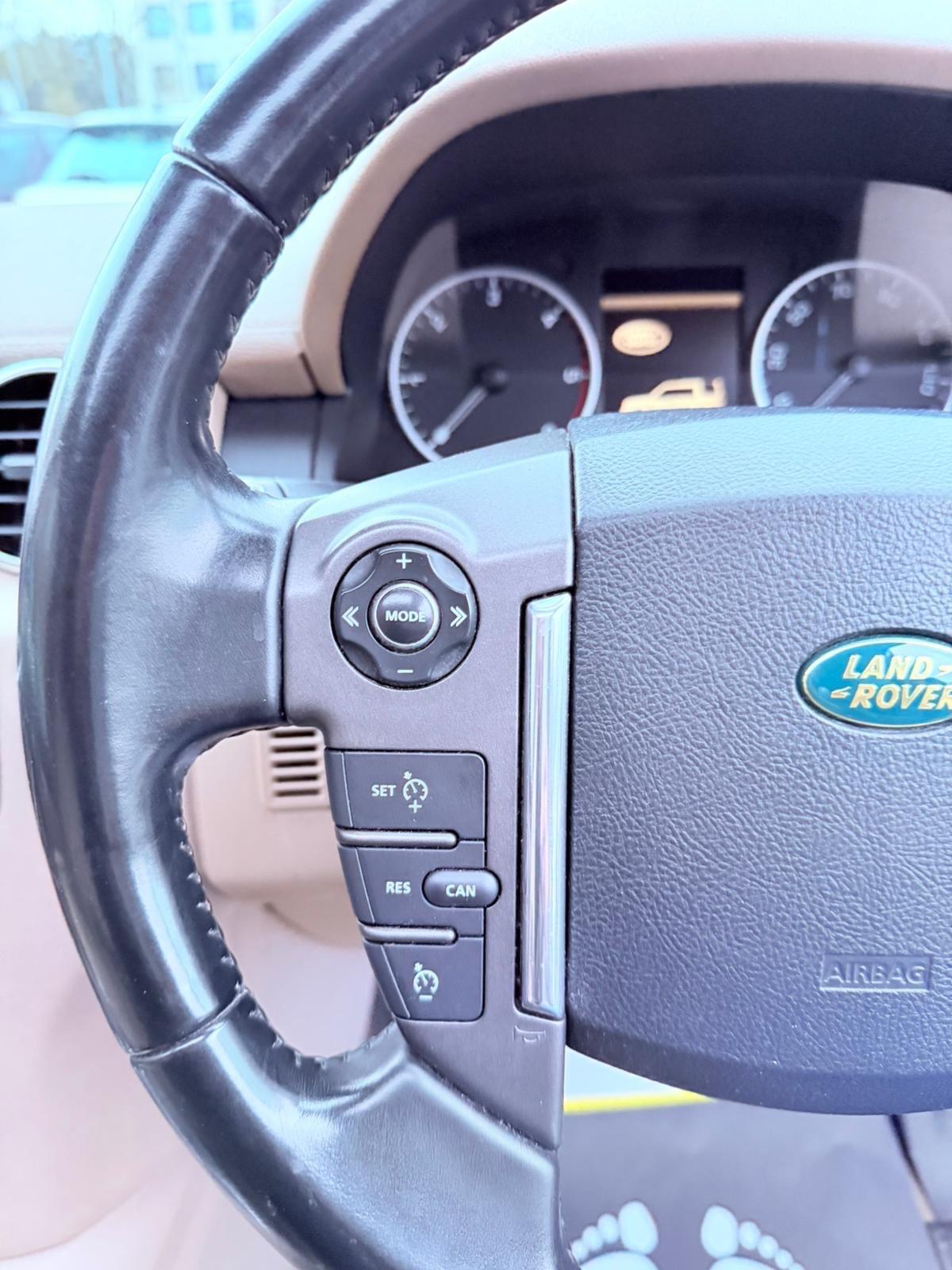 Used Land Rover Discovery 4 for sale - 77484179: Photo 37