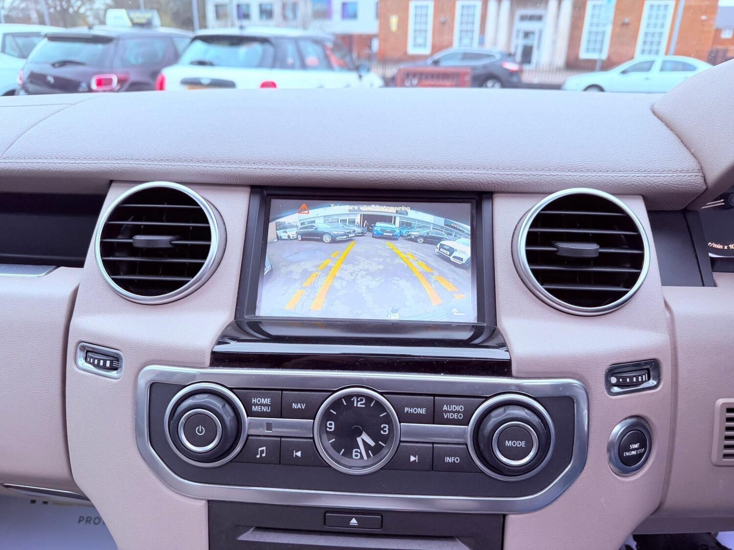 Used Land Rover Discovery 4 for sale - 77484179: Photo 41