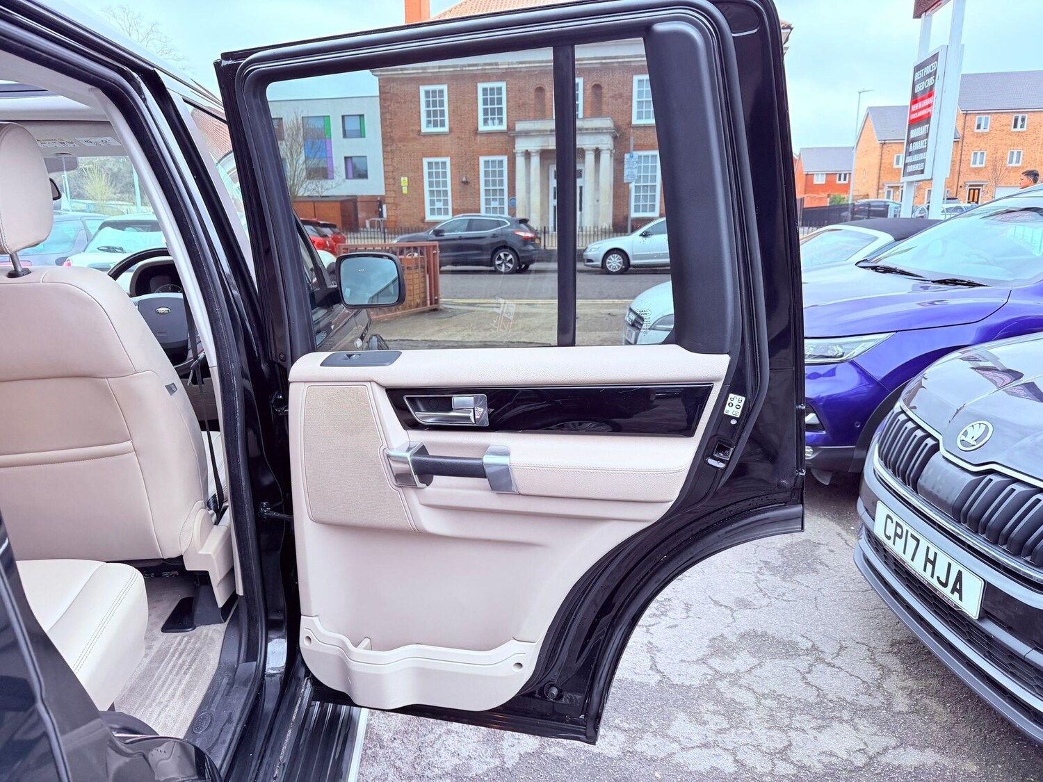 Used Land Rover Discovery 4 for sale - 77484179: Photo 54