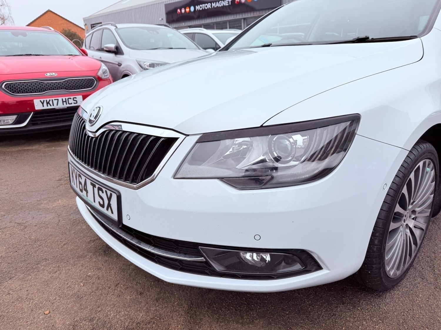 Used Skoda Superb 2015 for sale - 77131789: Photo 10