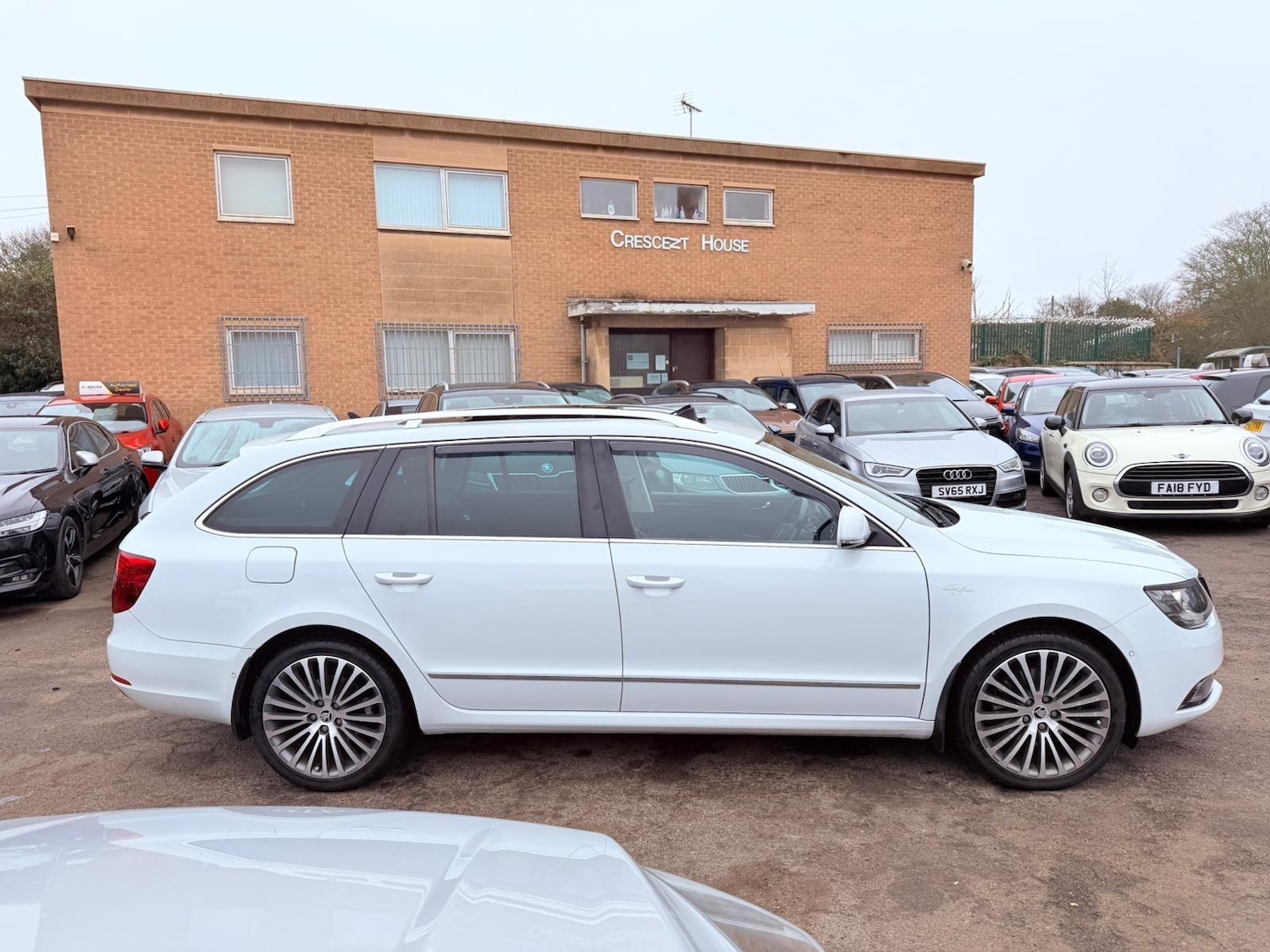 Used Skoda Superb 2015 for sale - 77131789: Photo 23