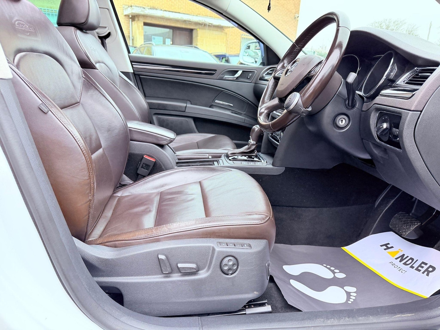 Used Skoda Superb 2015 for sale - 77131789: Photo 27