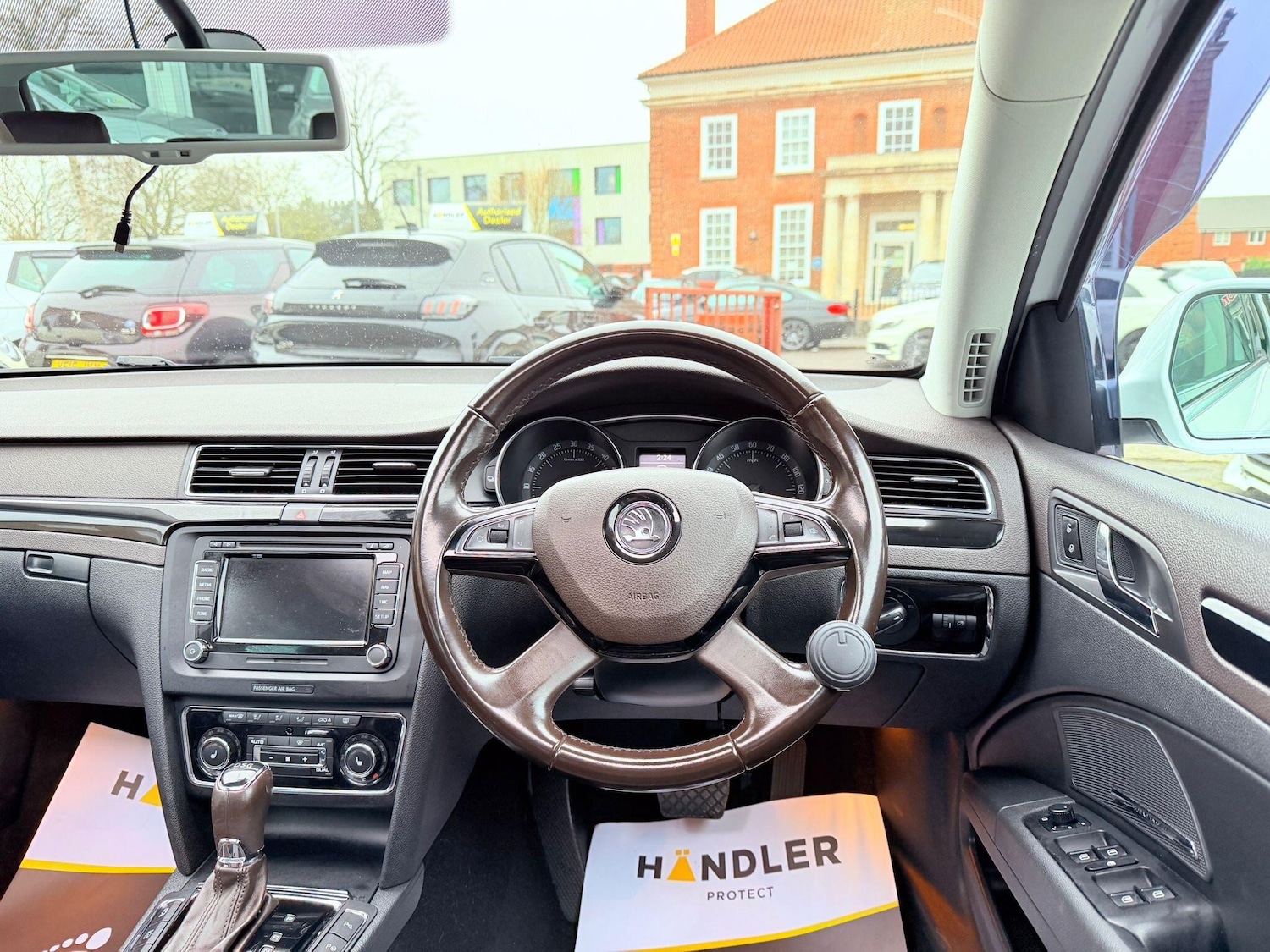 Used Skoda Superb 2015 for sale - 77131789: Photo 41