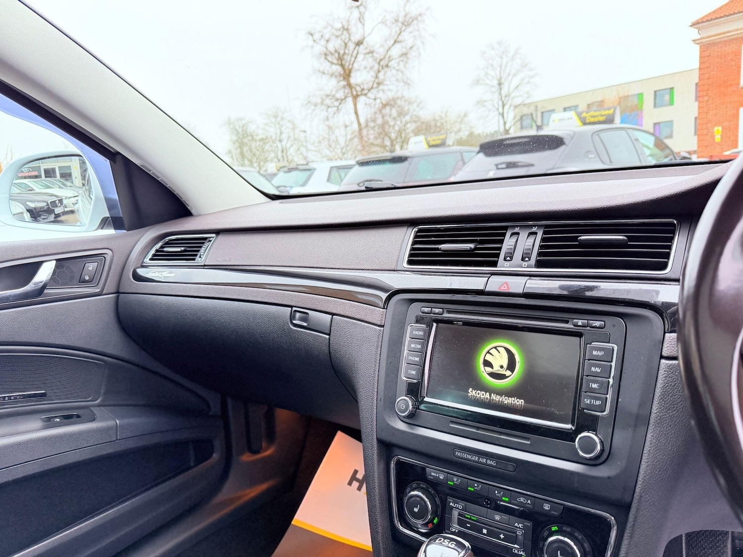 Used Skoda Superb 2015 for sale - 77131789: Photo 46