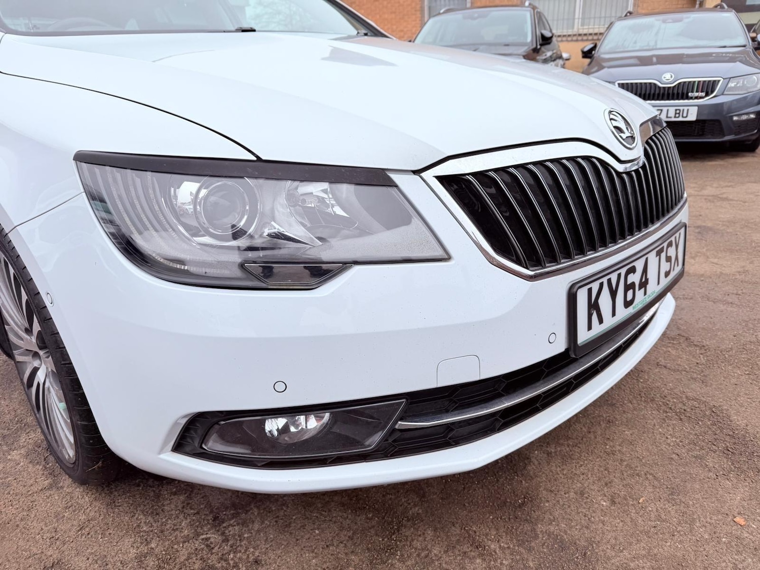 Used Skoda Superb 2015 for sale - 77131789: Photo 9