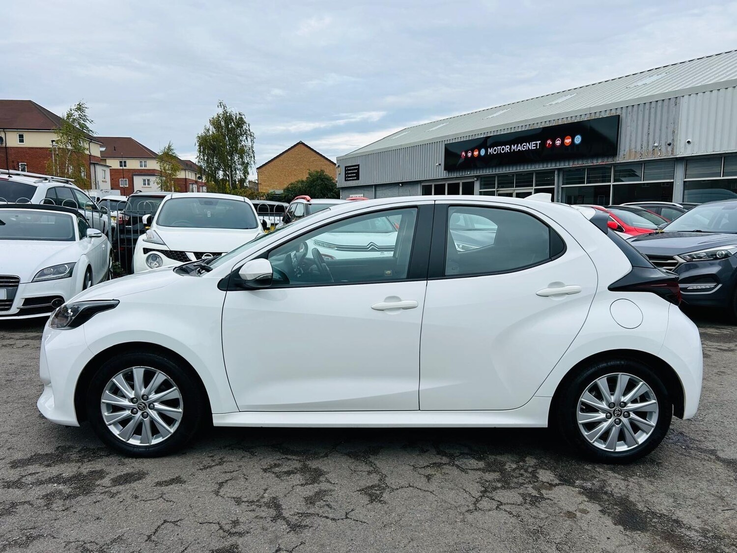 Used Toyota Yaris 2022 for sale - 76137052: Photo 20