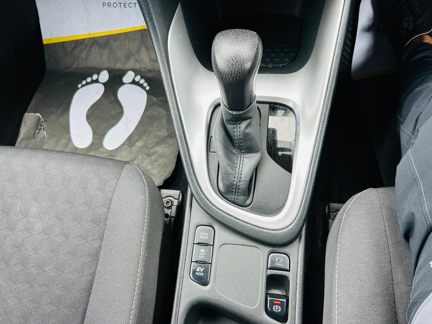 Used Toyota Yaris 2022 for sale - 76137052: Photo 32