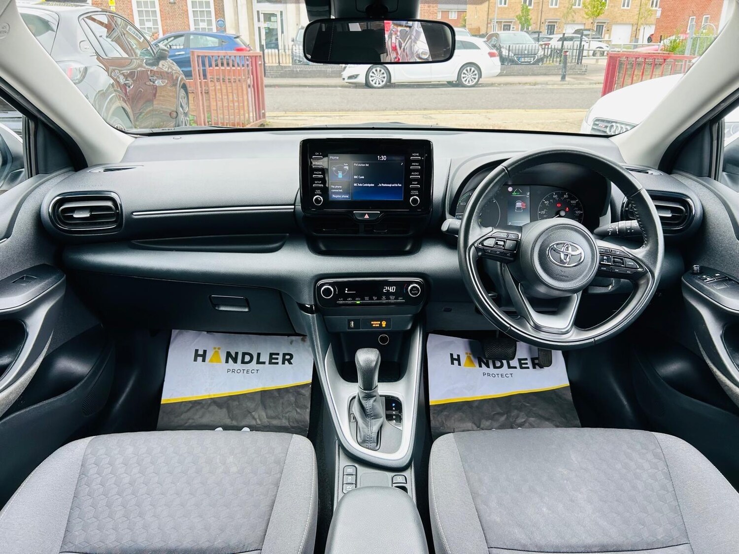 Used Toyota Yaris 2022 for sale - 76137052: Photo 35