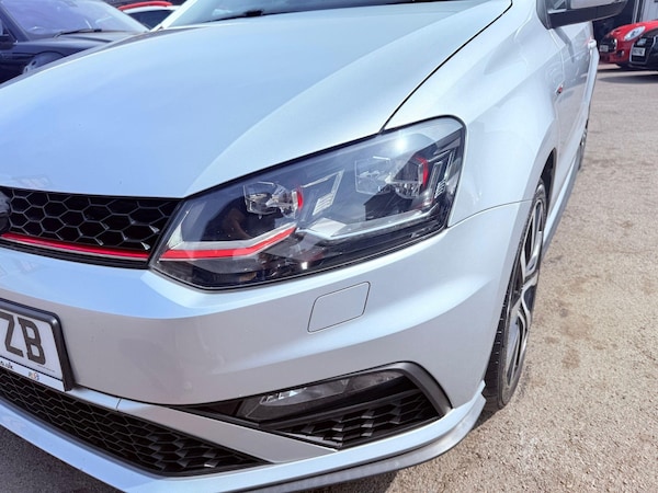 Used Volkswagen Polo 2015 for sale - 75659029: Photo 10
