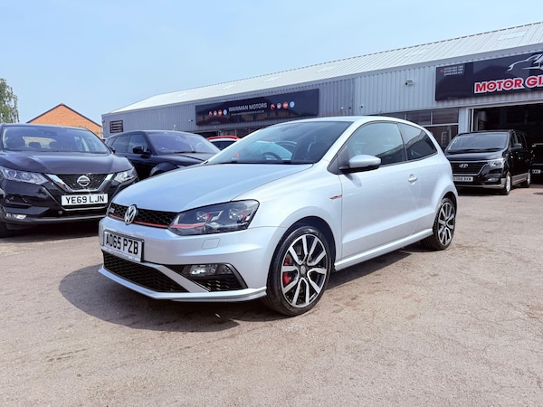 Used Volkswagen Polo 2015 for sale - 75659029: Photo 1