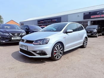 Used Volkswagen Polo 2015 for sale - 75659029: Photo