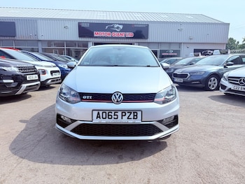 Used Volkswagen Polo 2015 for sale - 75659029: Photo