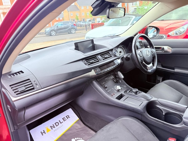 Used Lexus CT 2018 for sale - 75657607: Photo 31