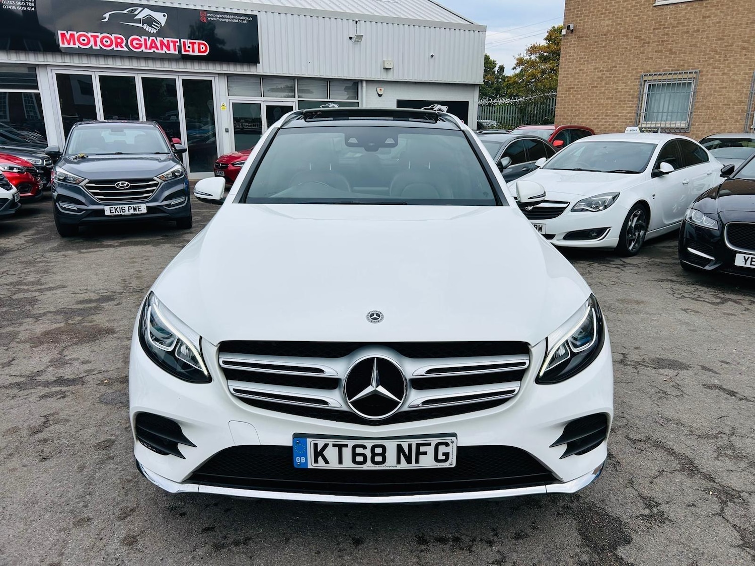 Used Mercedes-Benz GLC 2018 for sale - 76136274: Photo 3