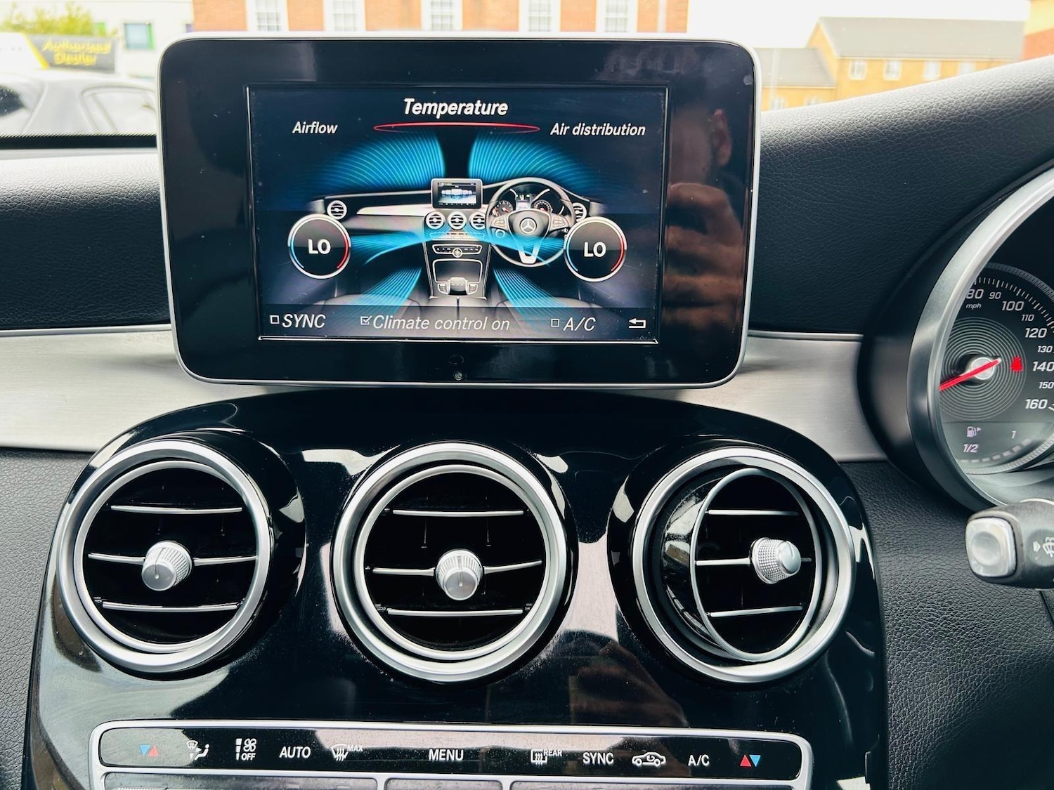 Used Mercedes-Benz GLC 2018 for sale - 76136274: Photo 39