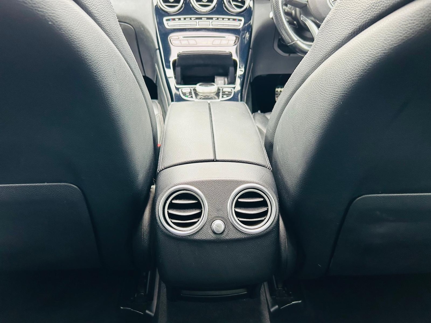 Used Mercedes-Benz GLC 2018 for sale - 76136274: Photo 48