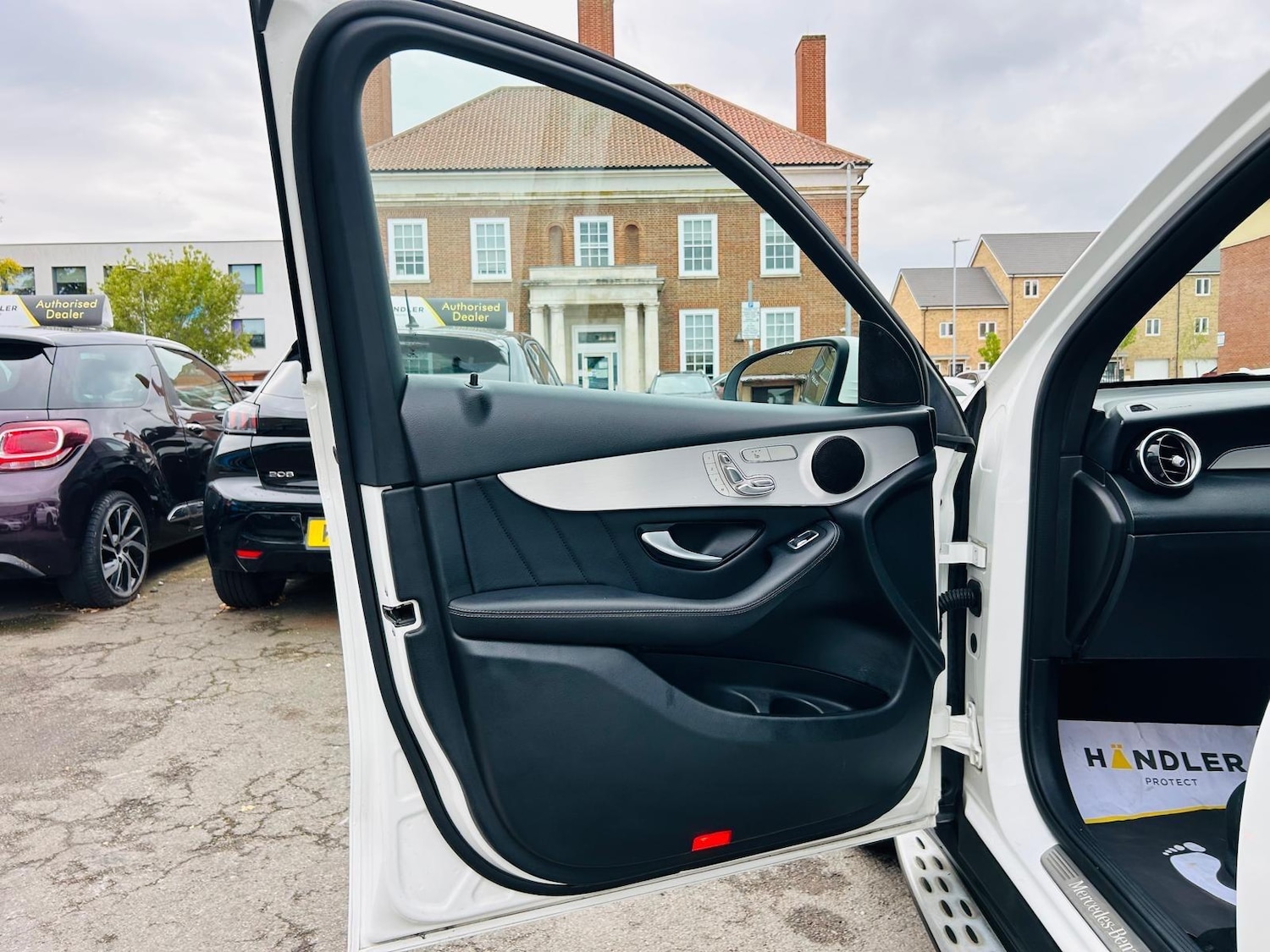 Used Mercedes-Benz GLC 2018 for sale - 76136274: Photo 53