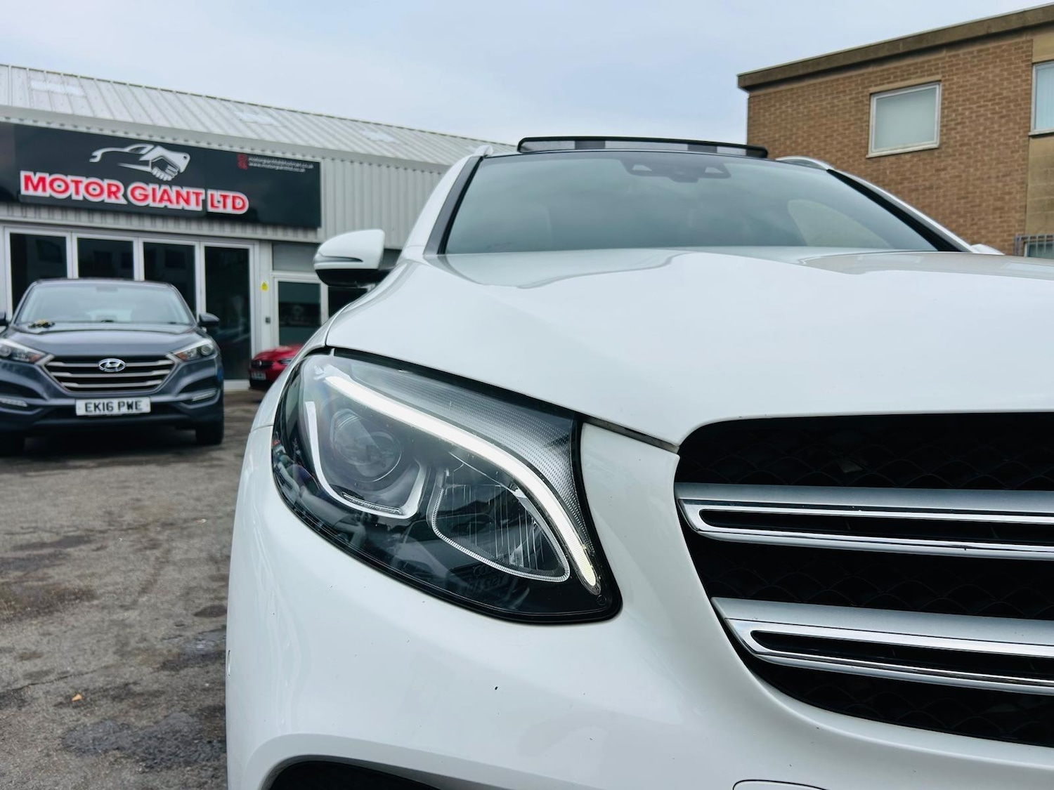 Used Mercedes-Benz GLC 2018 for sale - 76136274: Photo 7
