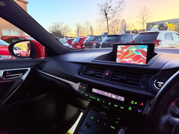 Used Lexus CT 2018 for sale - 75658364: Photo 40