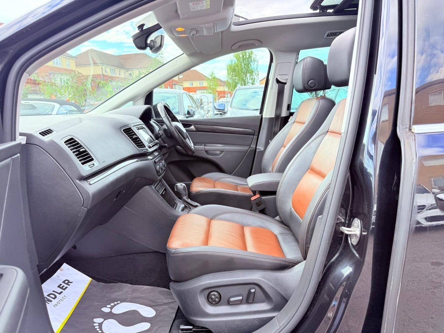 Vehicle 28
